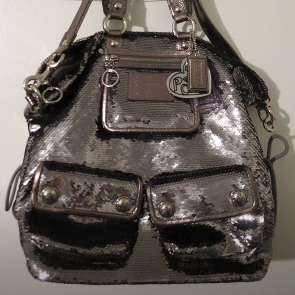 Coach Handbags - Coach Poppy sequins handbag